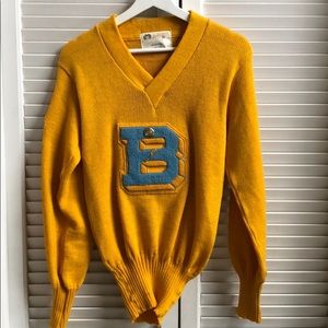 VTG Holloway Women’s sz 34 V Neck Sweater